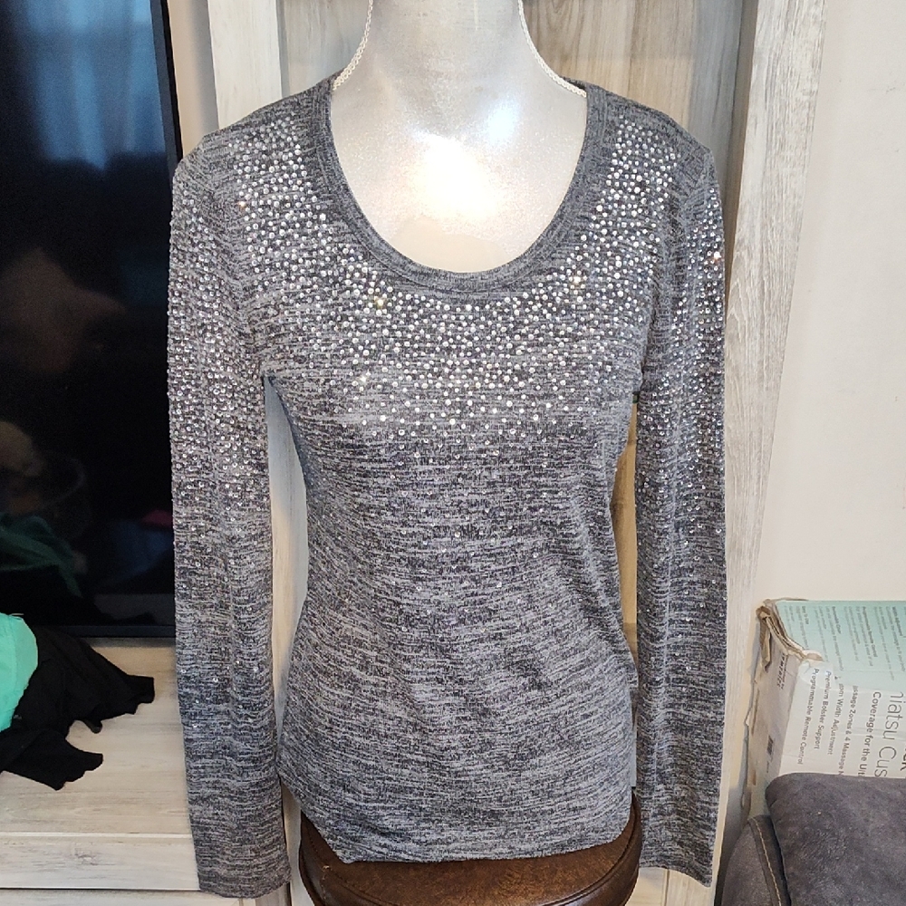 Vocal USA rhinestone-studded heather gray long-sleeved sweater SZ Small